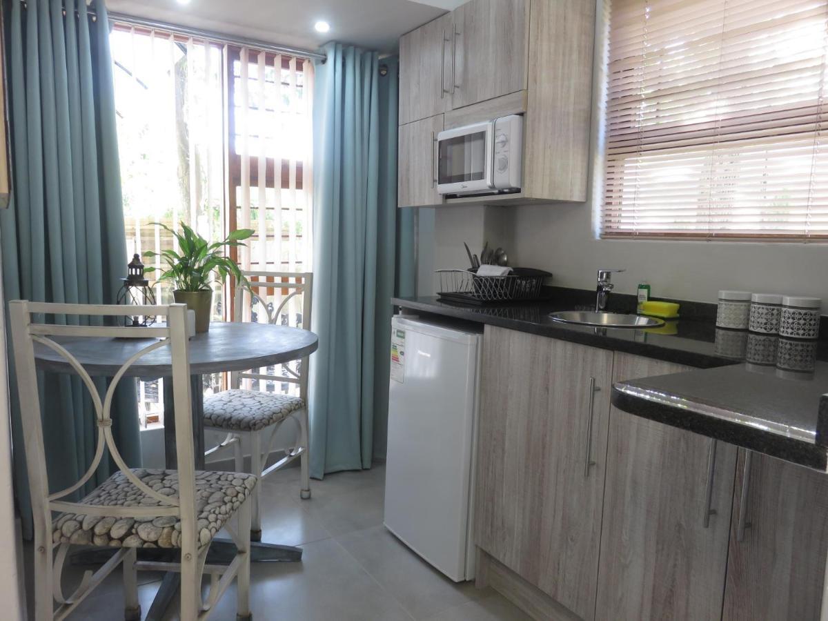 Cul De Sac - Accommodation Джордж Екстериор снимка