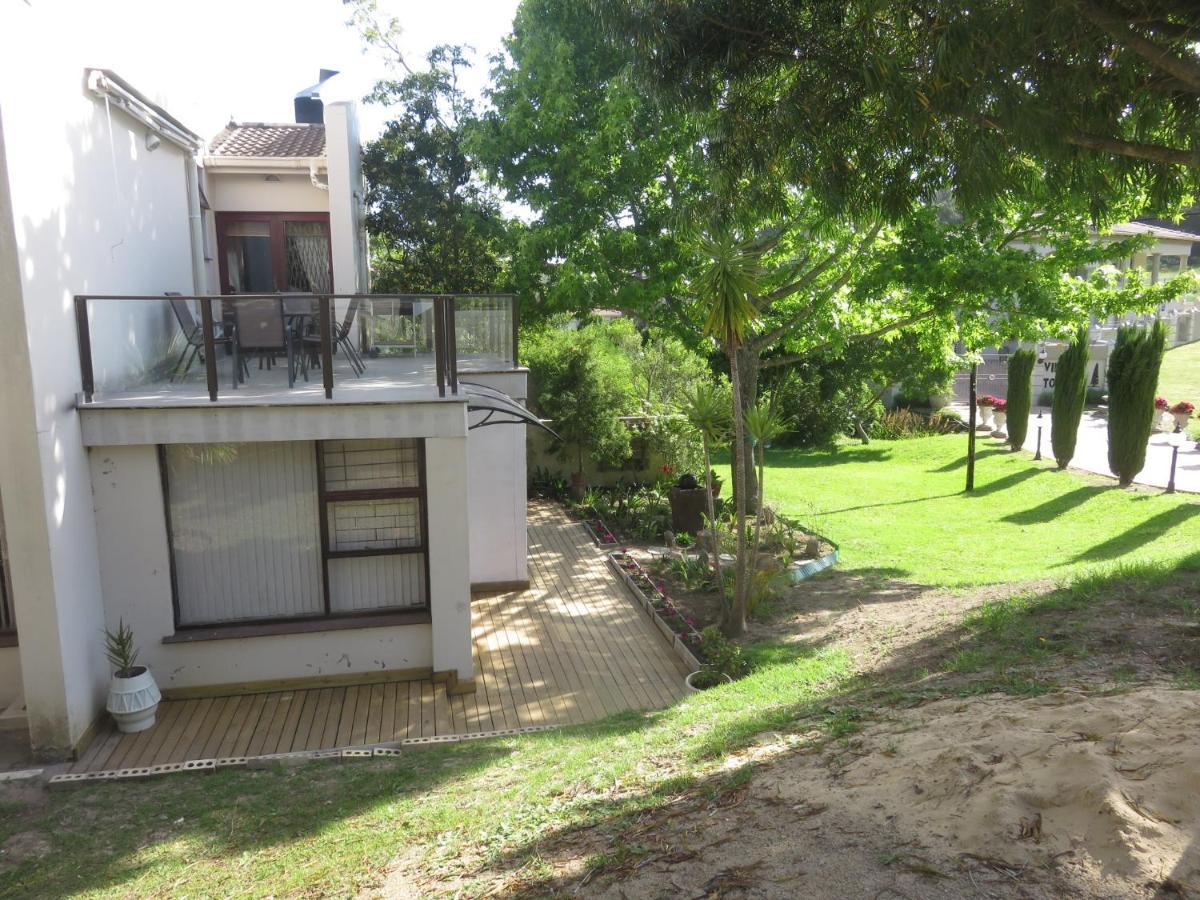 Cul De Sac - Accommodation Джордж Екстериор снимка