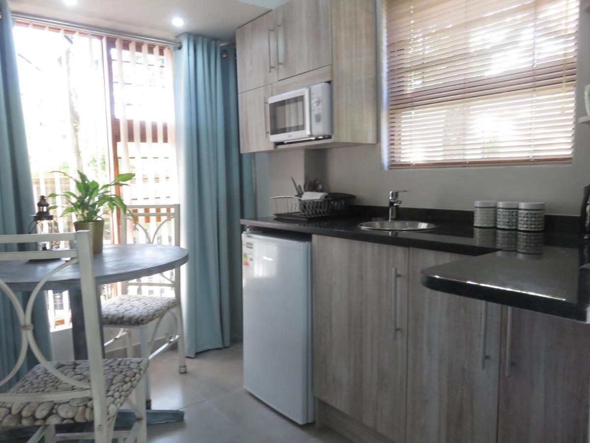 Cul De Sac - Accommodation Джордж Екстериор снимка