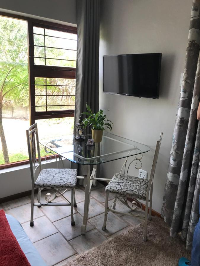 Cul De Sac - Accommodation Джордж Екстериор снимка