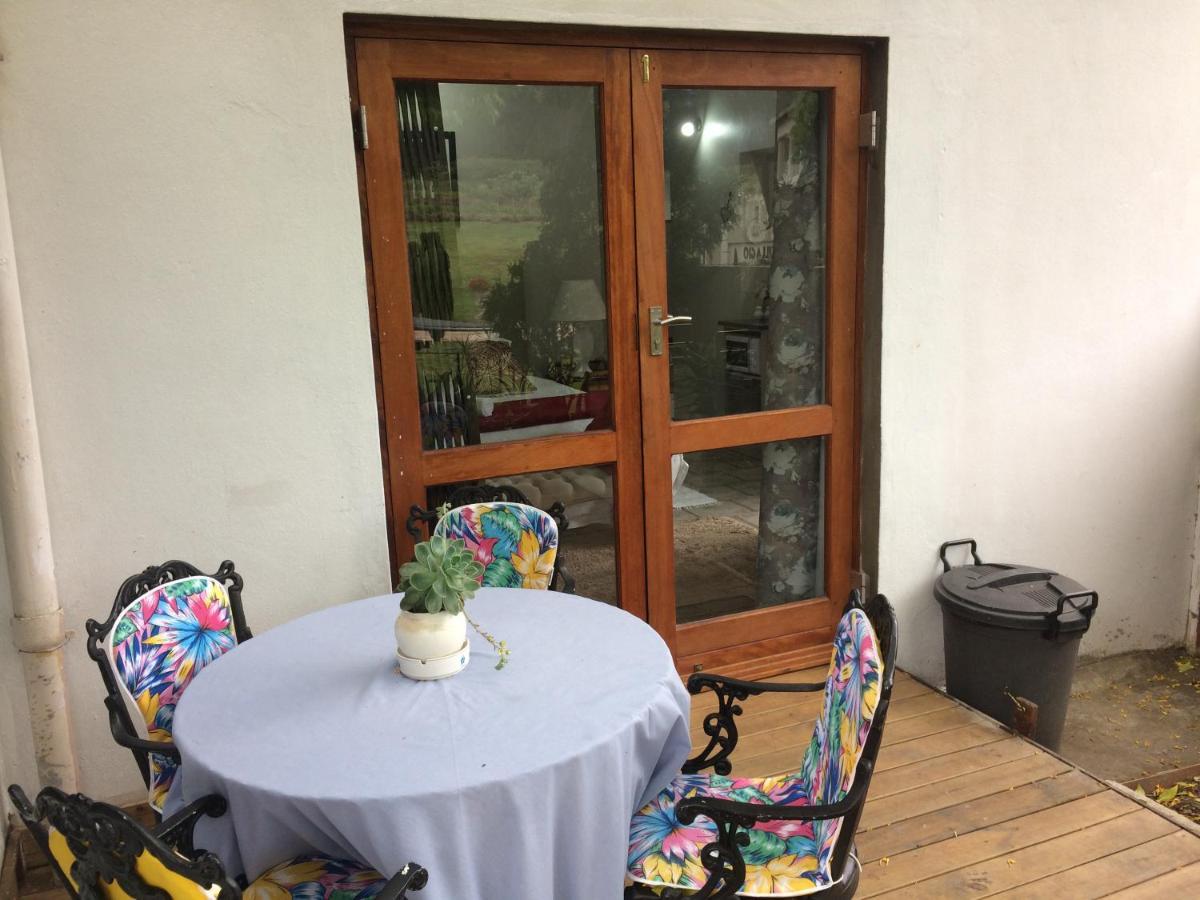 Cul De Sac - Accommodation Джордж Екстериор снимка